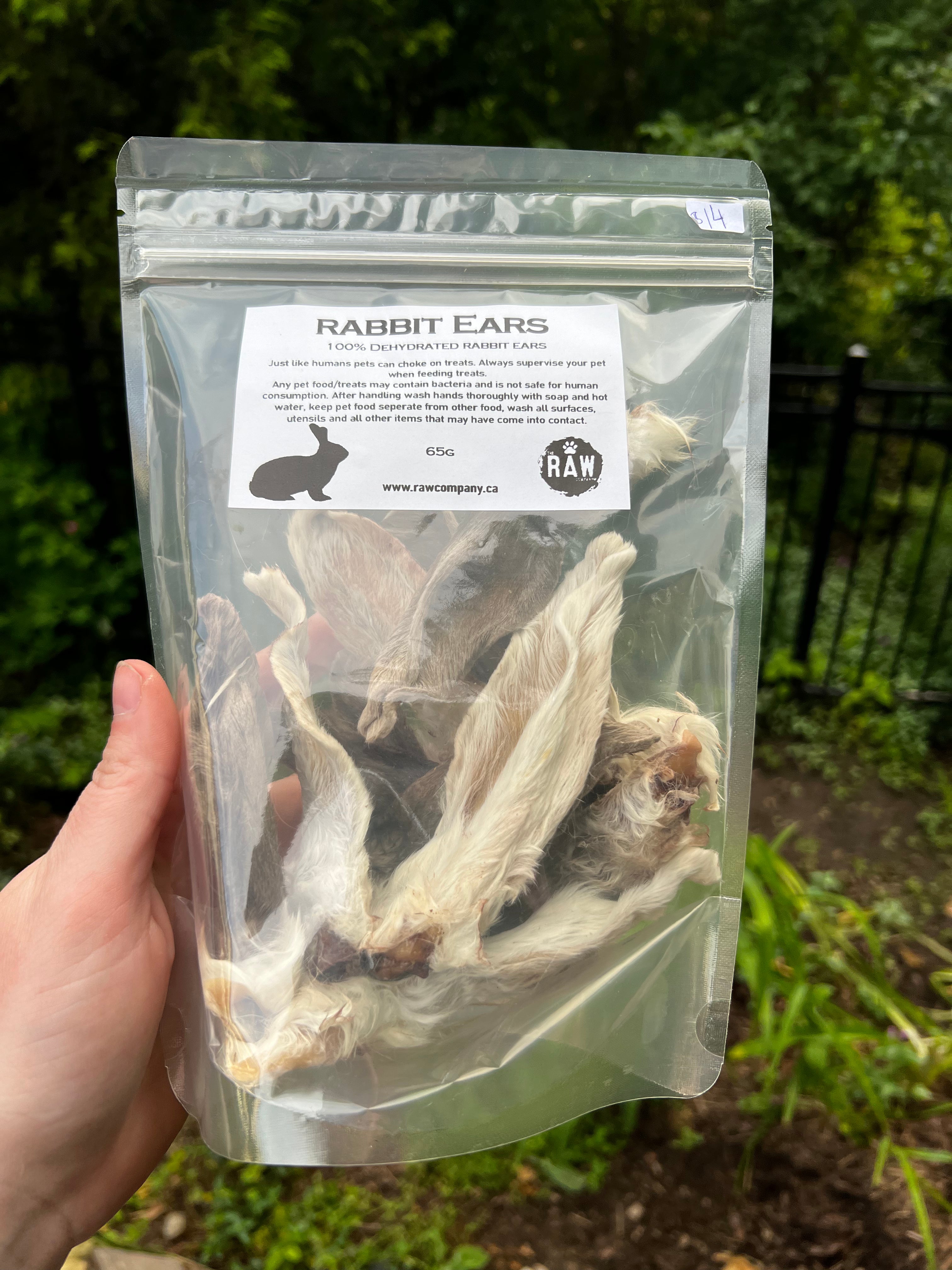 Dehydrated Rabbit Ear (65g) – Just Raw Pet Food